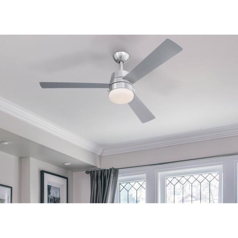 Westinghouse Brinley 52インチ シーリングファン｜調光LED照明付き