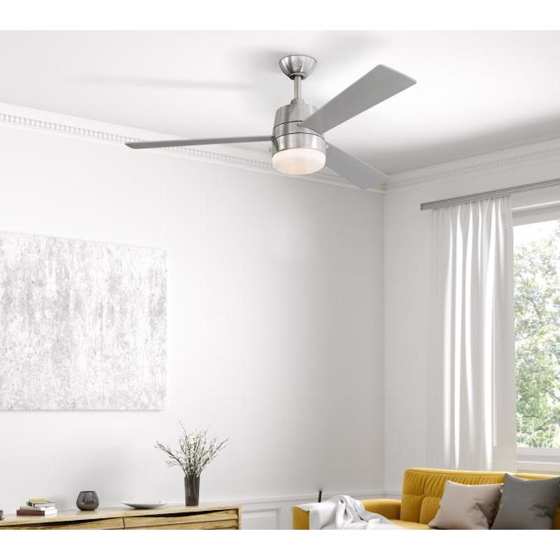 Westinghouse Brinley 52インチ シーリングファン｜調光LED照明付き