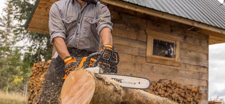 STIHL MS 250 18インチ 45.4cc ガソリンチェンソー