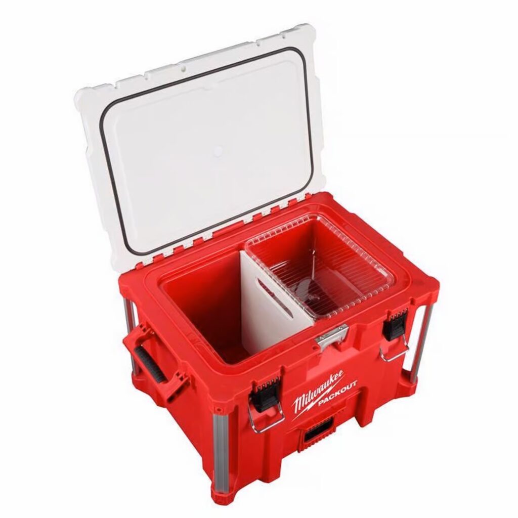 Milwaukee PACKOUT™ 40QT XLクーラーボックス｜高い保冷力とタフな設計が魅力